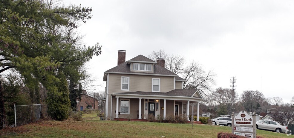 4610 Central Ave Pike, Knoxville, TN à louer - Photo du bâtiment - Image 2 de 14