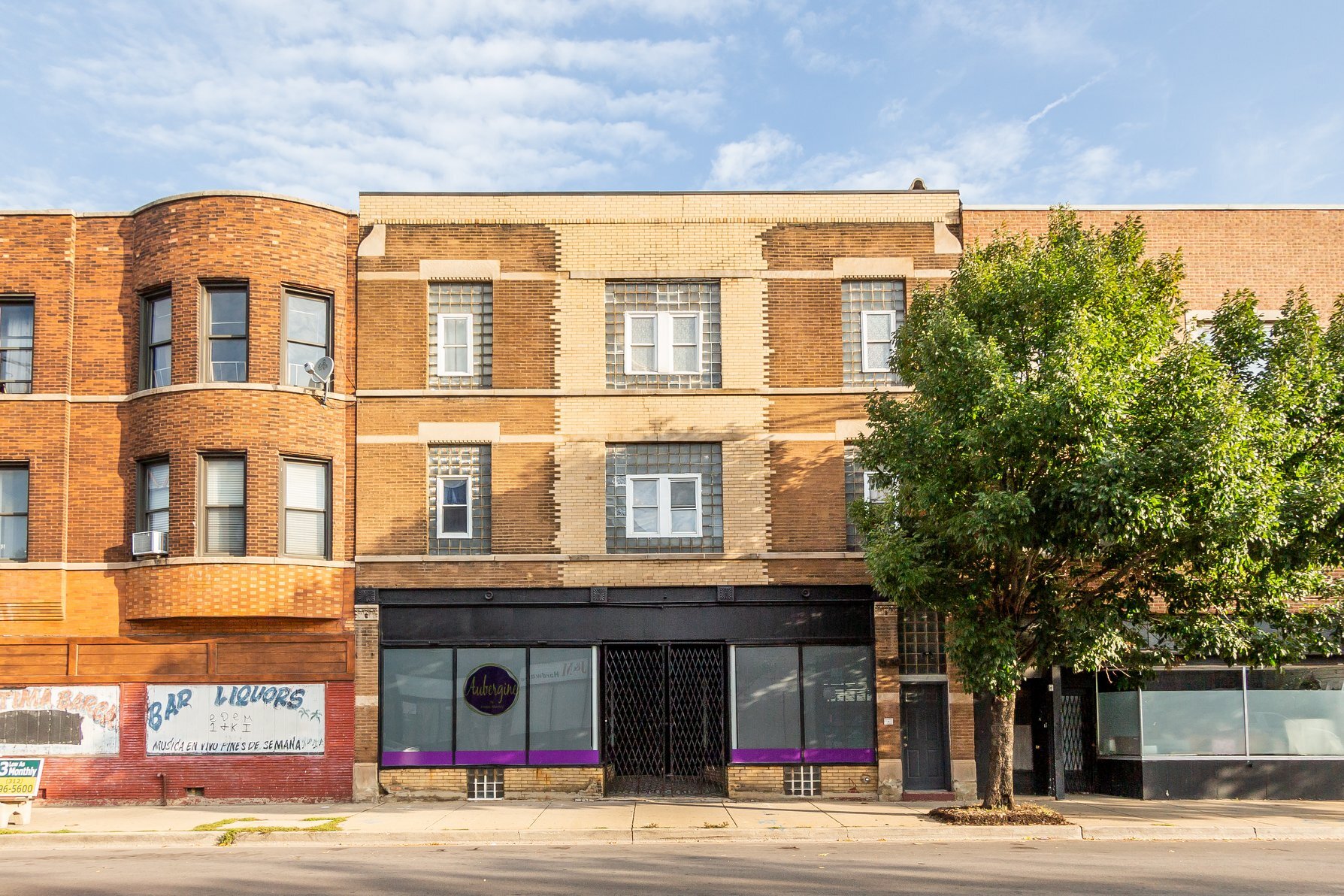 3530 W Armitage Ave, Chicago, IL for lease Primary Photo- Image 1 of 31