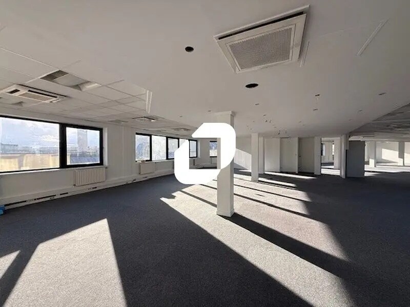 16 Rue Traversière, Cergy for lease Interior Photo- Image 1 of 10