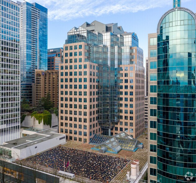 777 Dunsmuir St, Vancouver, BC à louer - Photo du bâtiment - Image 3 de 11