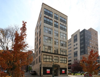 Plus de détails pour 210 E Fayette St, Syracuse, NY - Bureau à vendre