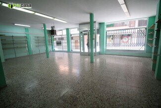 Plus de détails pour Multi-résidentiel à vendre