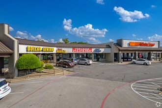 5701-5781 SW Green Oaks Blvd, Arlington, TX for lease Building Photo- Image 2 of 8