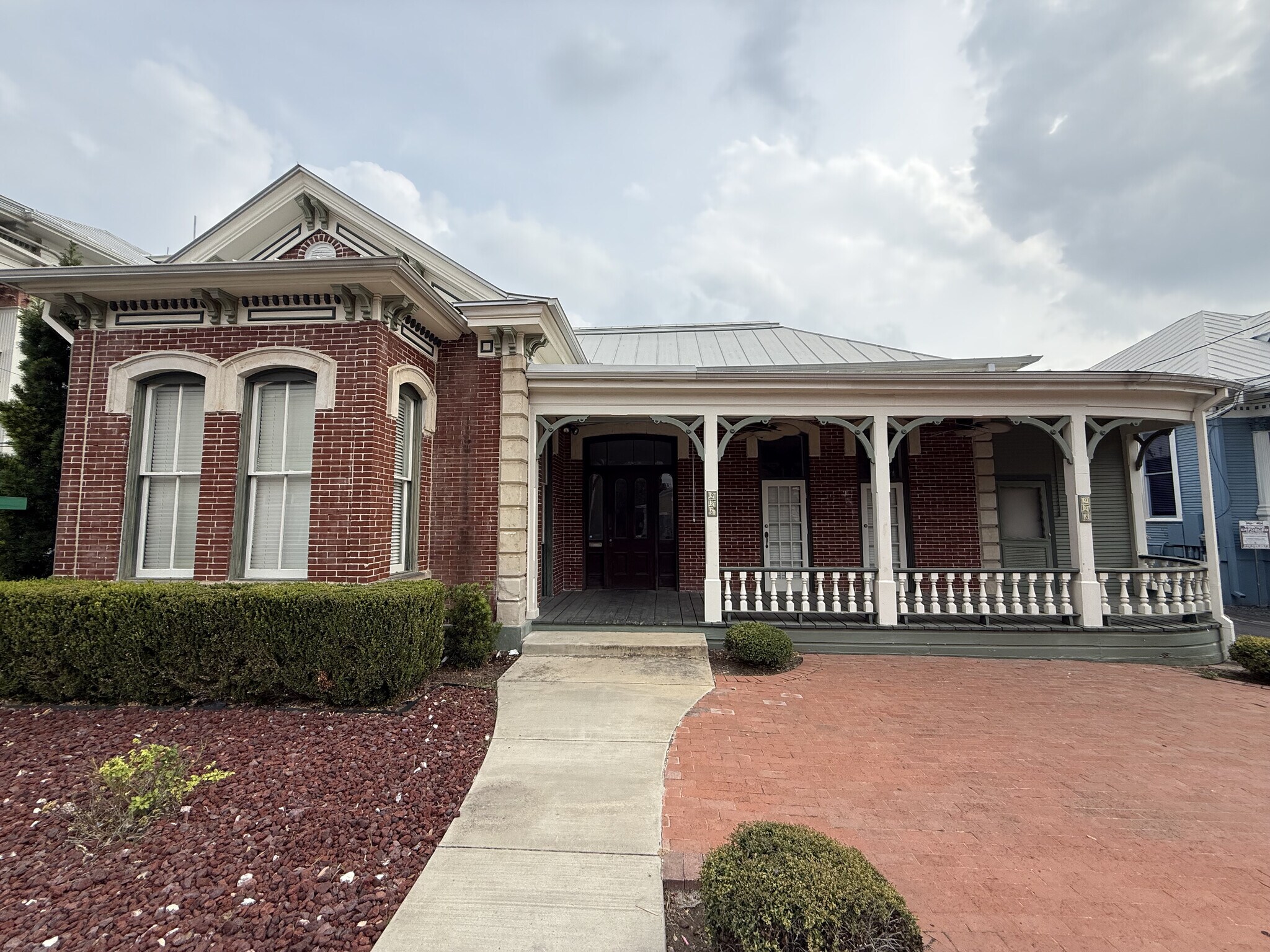 926 S Alamo St, San Antonio, TX à louer Photo du bâtiment- Image 1 de 6