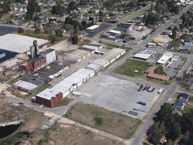 200 N 13th St, Erwin, NC à vendre - Photo principale - Image 1 de 15