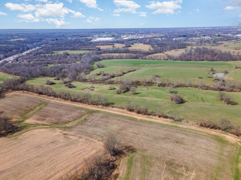 Industrial Land for Sale portefeuille de 2 propriétés à vendre sur LoopNet.ca - Aérien - Image 2 de 6