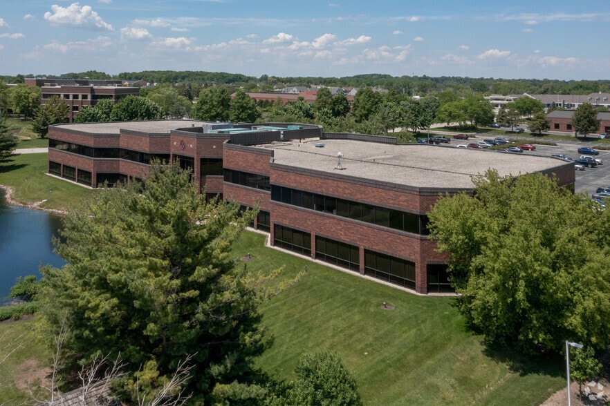 300 N Patrick Blvd, Brookfield, WI for sale - Building Photo - Image 2 of 7