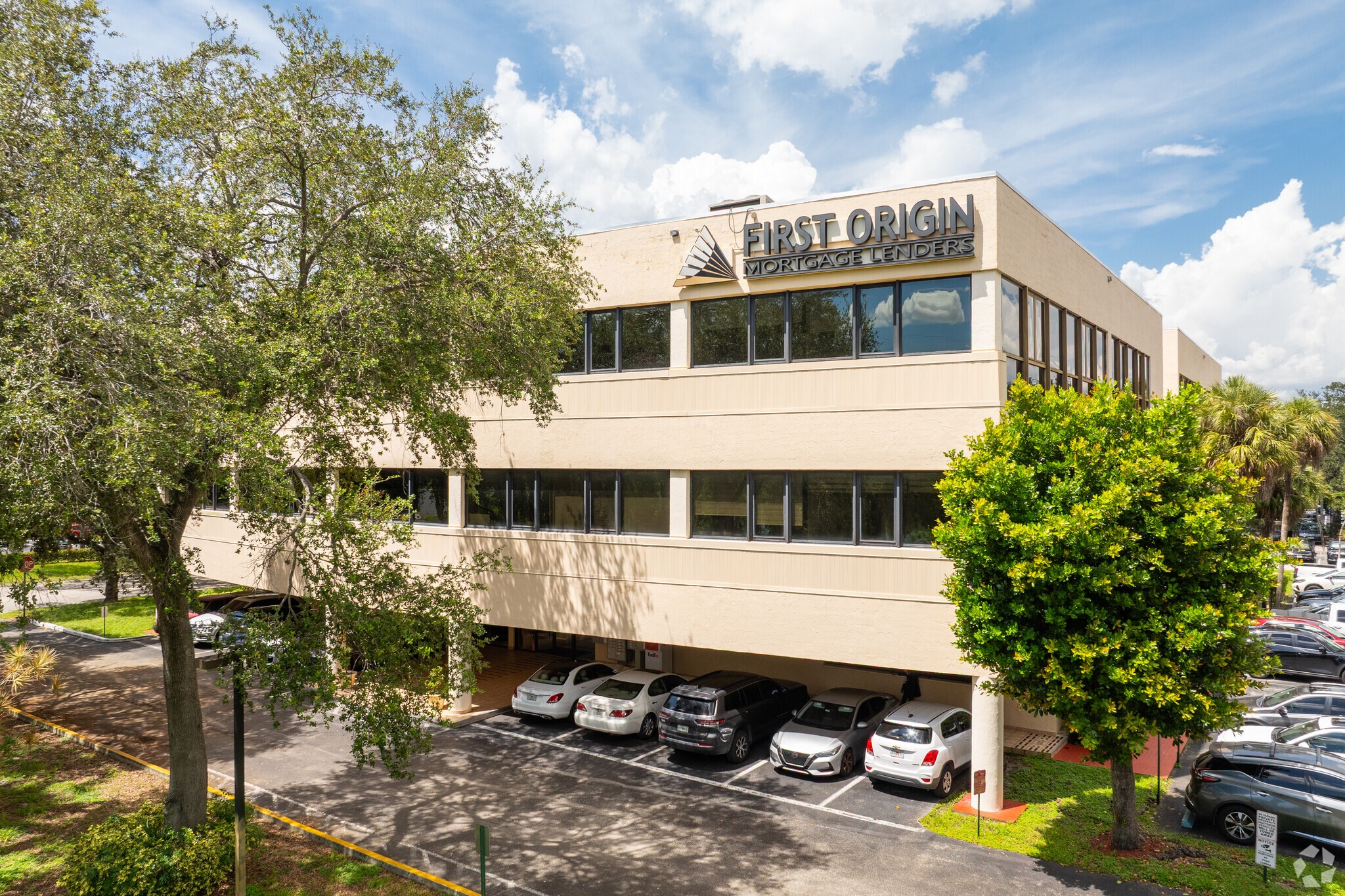 14100 palmetto frontage Rd, Miami Lakes, FL for sale Primary Photo- Image 1 of 54