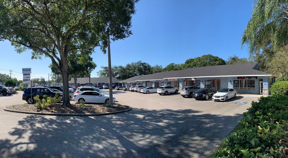 3129-3207 S Florida Ave, Lakeland, FL à louer - Photo du bâtiment - Image 2 de 7