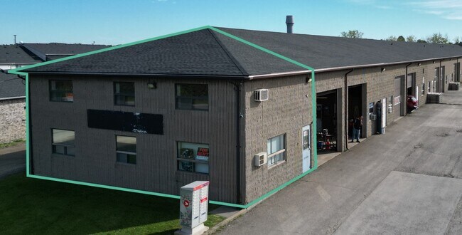 Plus de détails pour 7868 Oakwood Dr, Niagara Falls, ON - Bureau à louer