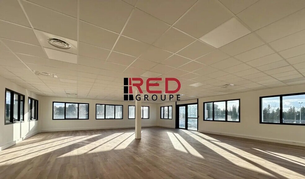 480 Route De Berre, Éguilles à vendre - Photo du bâtiment - Image 1 de 8