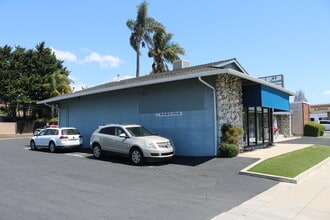1300 E Grand Ave, Arroyo Grande, CA à louer Photo du bâtiment- Image 2 de 12