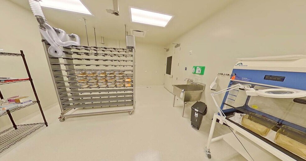 430 N McCarthy Blvd, Milpitas, CA à louer - Photo intérieure - Image 3 de 5