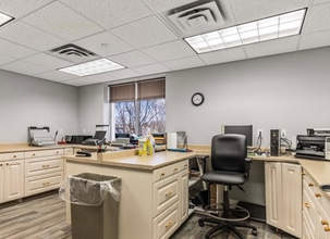 361 King St, Midland, ON for sale Interior Photo- Image 2 of 9