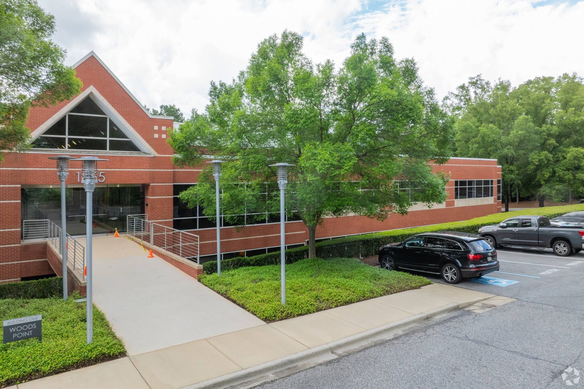 1855 Data Dr, Hoover, AL for lease Primary Photo- Image 1 of 6