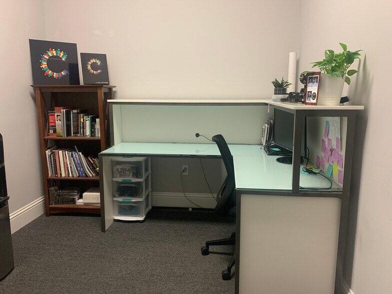 7444 Narcoossee Rd, Orlando, FL à louer - Photo du bâtiment - Image 3 de 9