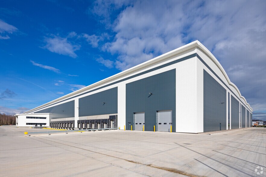 Lincoln Green Way, Doncaster à louer - Photo du bâtiment - Image 3 de 20