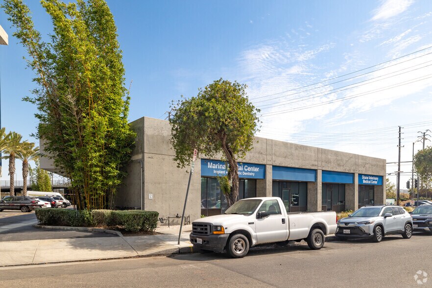 4816-4834 Lincoln Blvd, Marina del Rey, CA à louer - Photo du bâtiment - Image 2 de 9