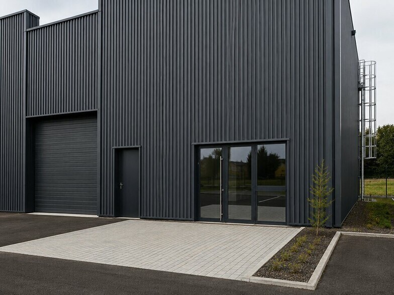 Flex in Rennes for sale - Building Photo - Image 1 of 2
