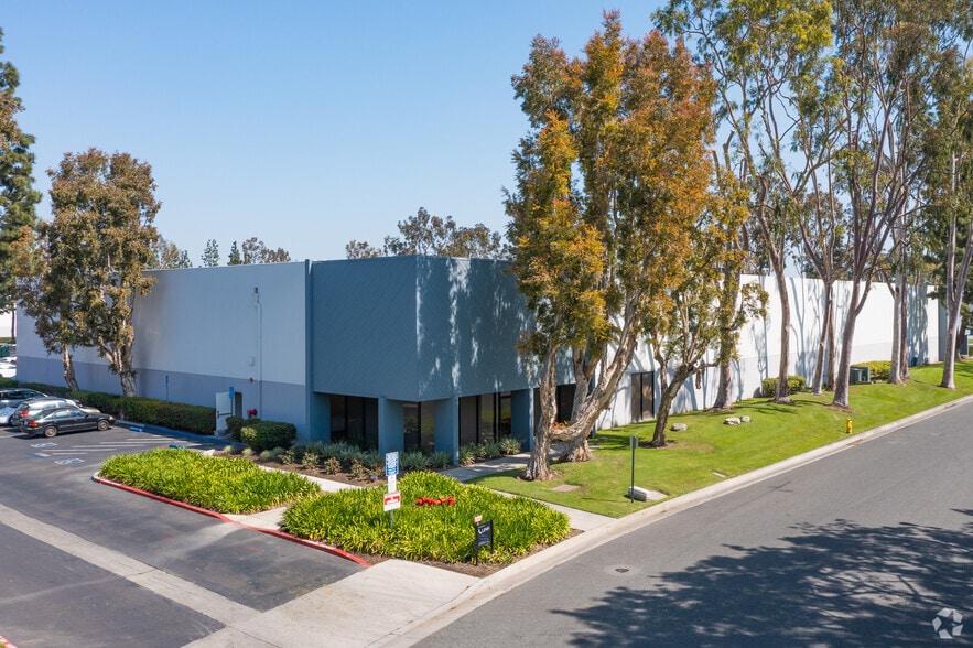 16021 Arthur St, Cerritos, CA for lease - Building Photo - Image 1 of 5