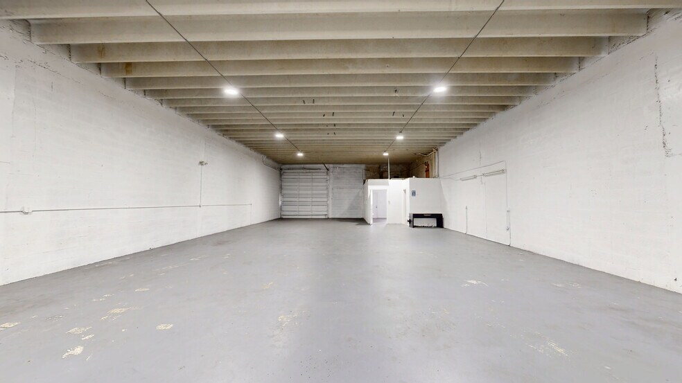 12110-12158 SW 114th Pl, Miami, FL à louer - Numérisation 3D de Matterport - Image 2 de 9