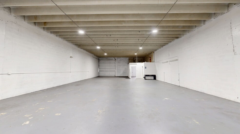 12110-12158 SW 114th Pl, Miami, FL à louer - Numérisation 3D de Matterport - Image 2 de 12