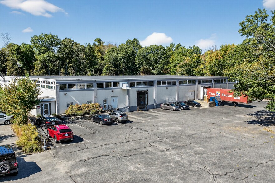 1167 Main St, Walpole, MA à vendre - Photo du bâtiment - Image 2 de 7