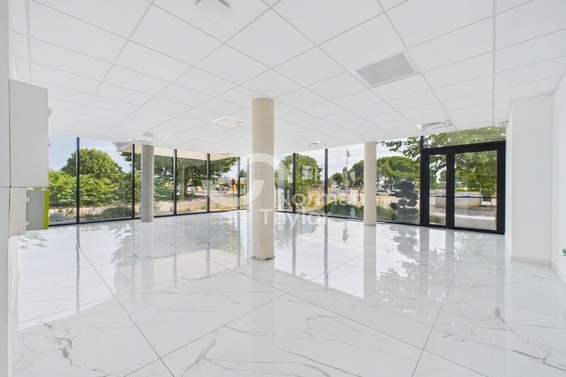 Bureau dans Montpellier à louer - Photo du bâtiment - Image 2 de 12