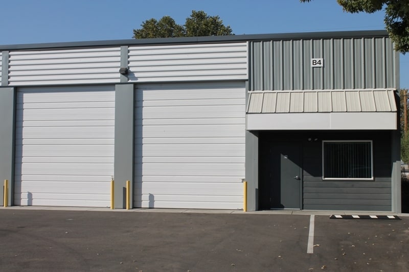 5628 W Clearwater Ave, Kennewick, WA for lease Building Photo- Image 1 of 8