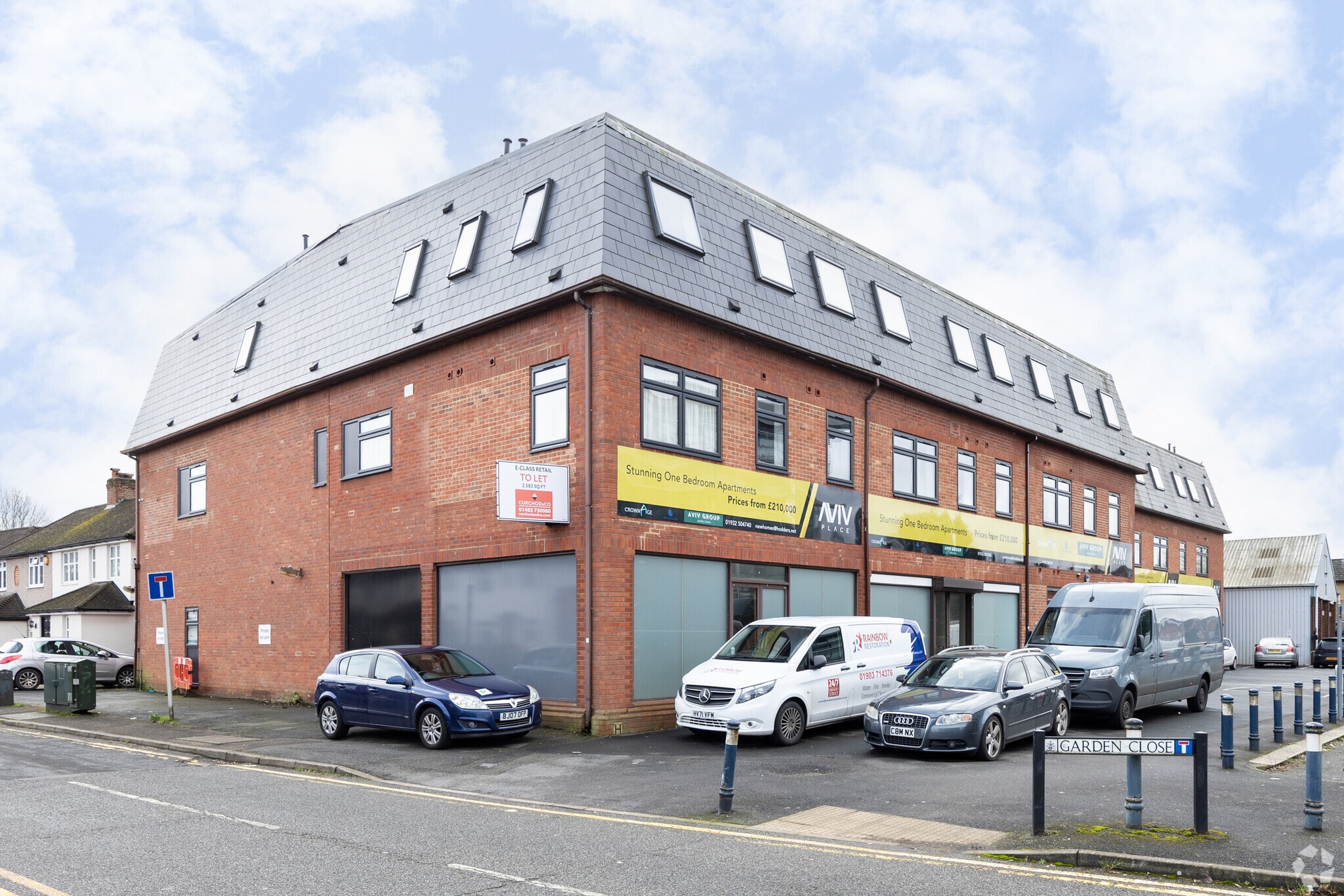 244-256 Station Rd, Addlestone à louer Photo principale- Image 1 de 3