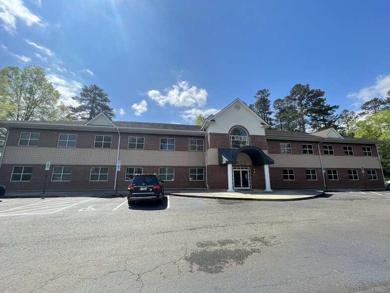 5920 S Miami Blvd, Morrisville, NC à vendre - Photo du bâtiment - Image 3 de 12