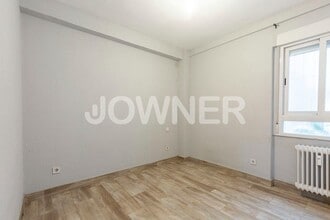 Office in Madrid, Madrid for lease Interior Photo- Image 2 of 15