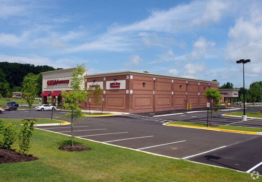 6101-6143 High Bridge Rd, Bowie, MD à louer - Photo principale - Image 3 de 7