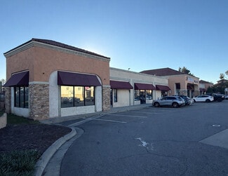 Plus de détails pour 703-705 Center Dr, San Marcos, CA - Commerce de détail à louer