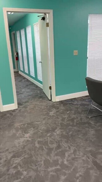 10569 Lem Turner Rd, Jacksonville, FL à vendre - Vidéo sur l’inscription commerciale - Image 3 de 121