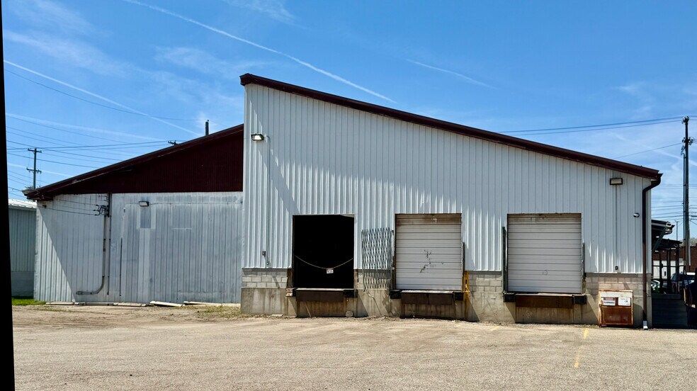 1149 S Pennsylvania Ave, Lansing, MI for sale - Building Photo - Image 2 of 15
