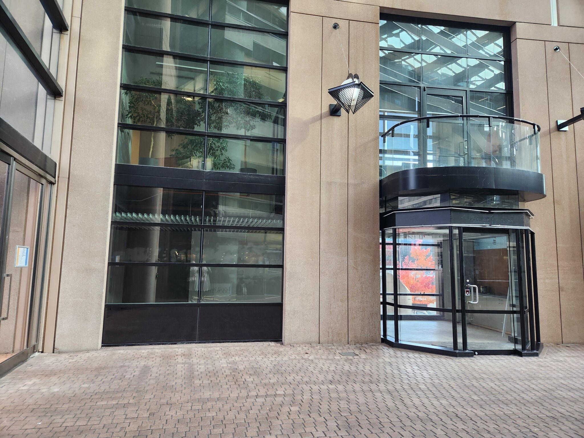 300 W Georgia St, Vancouver, BC à louer Photo intérieure- Image 1 de 3