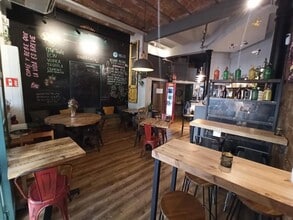 Retail in Barcelona, Barcelona for lease Interior Photo- Image 1 of 22