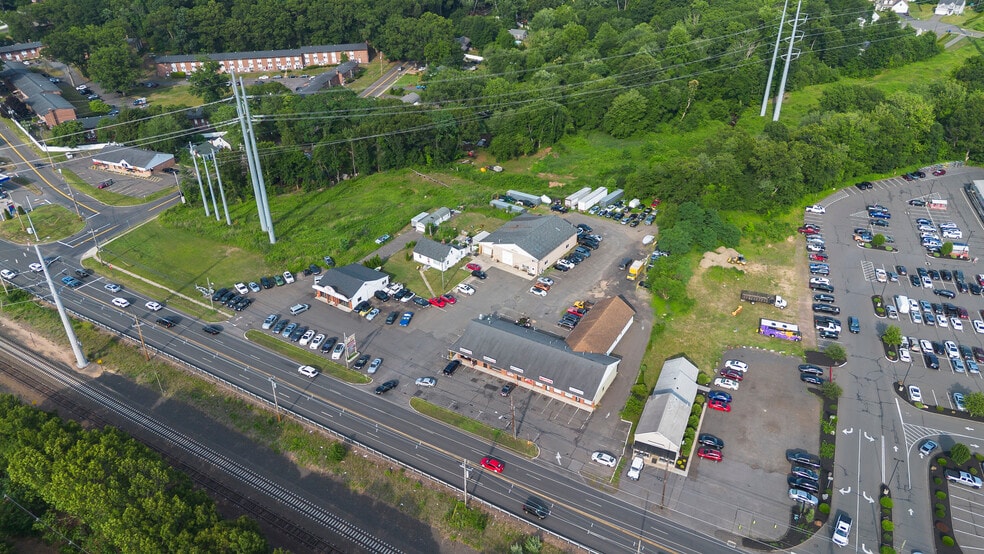 846-850 S Colony Rd, Wallingford, CT for sale - Building Photo - Image 3 of 24
