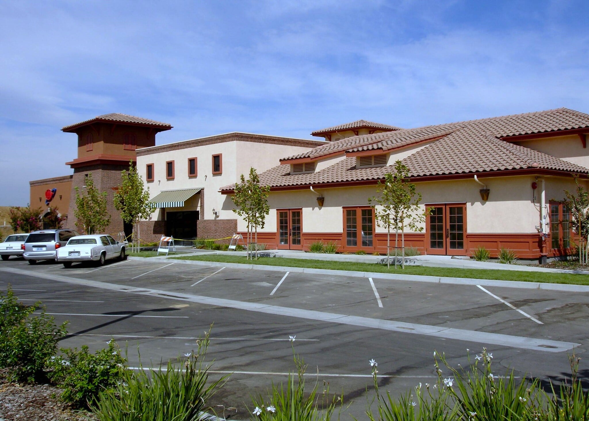 3120 Hotel Dr, Turlock, CA for lease Building Photo- Image 1 of 7