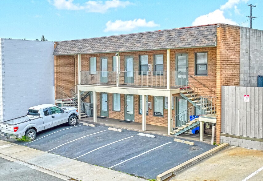 4422 Glacier Ave, San Diego, CA à louer - Photo du bâtiment - Image 2 de 5