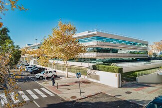 Plus de détails pour Calle Chile, 4, Las Rozas de Madrid - Bureau à vendre