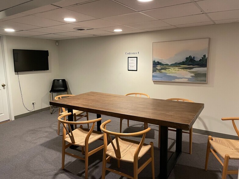 132 W Lake St, Bloomingdale, IL à louer - Photo intérieure - Image 3 de 11