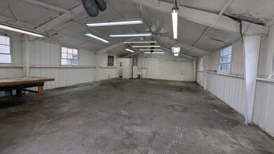 15976 E 14th St, San Leandro, CA for lease Interior Photo- Image 2 of 6