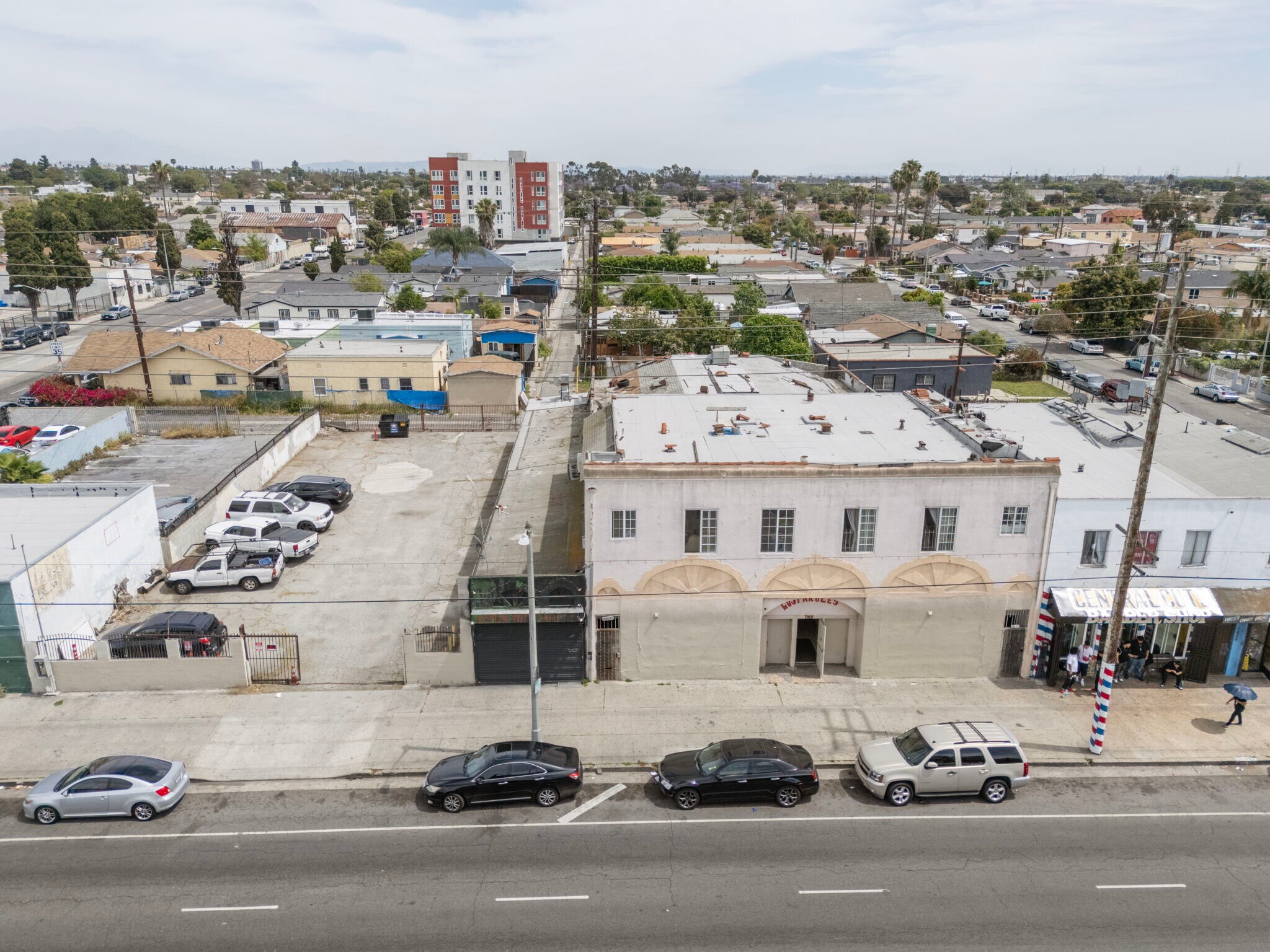 7916 S Central Ave, Los Angeles, CA à vendre Photo du bâtiment- Image 1 de 24