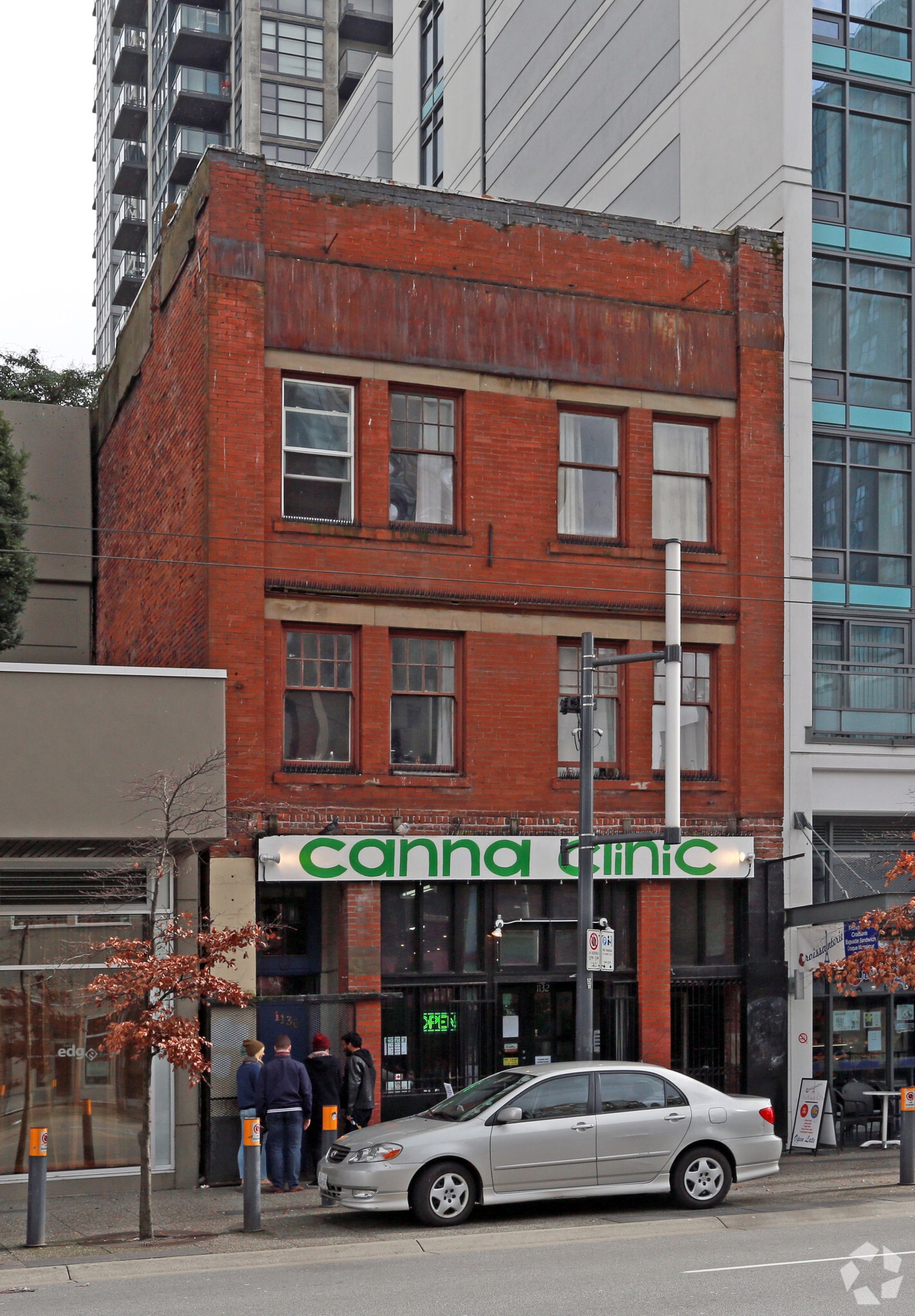 1130-1134 Granville St, Vancouver, BC for sale Primary Photo- Image 1 of 19