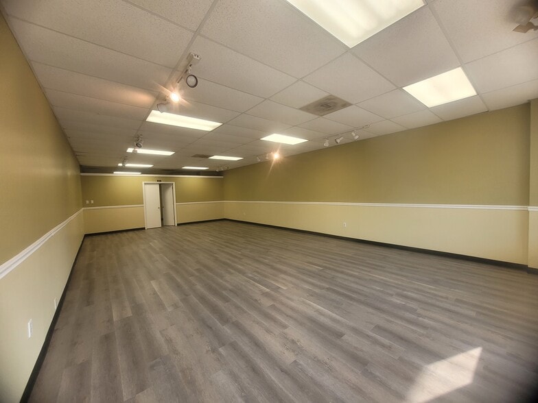 688 Albright Rd, Rock Hill, SC for lease - Interior Photo - Image 3 of 9