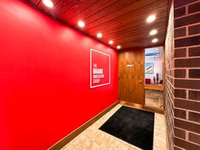 8902 Airport Dr, Fort Wayne, IN for lease Interior Photo- Image 2 of 20