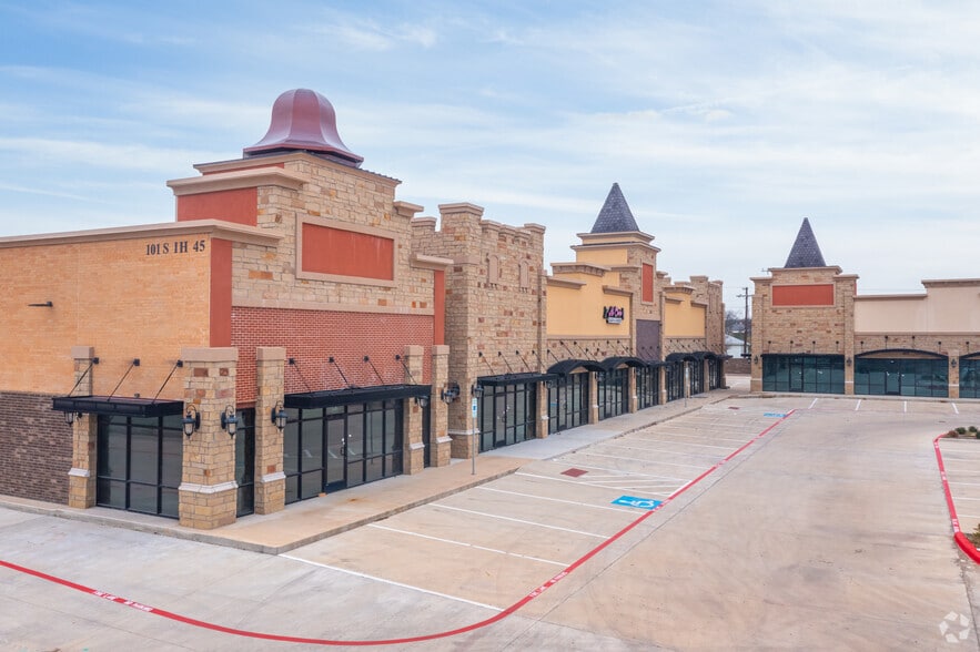 101 S Interstate 45 Service Rd, Hutchins, TX for lease - Building Photo - Image 3 of 6