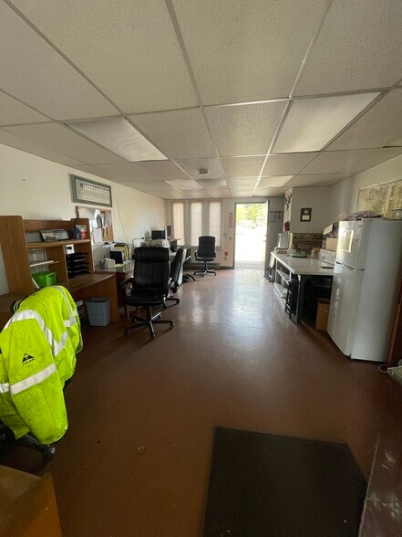 1400 Salem Industrial Dr NE, Salem, OR à vendre - Photo du bâtiment - Image 3 de 7